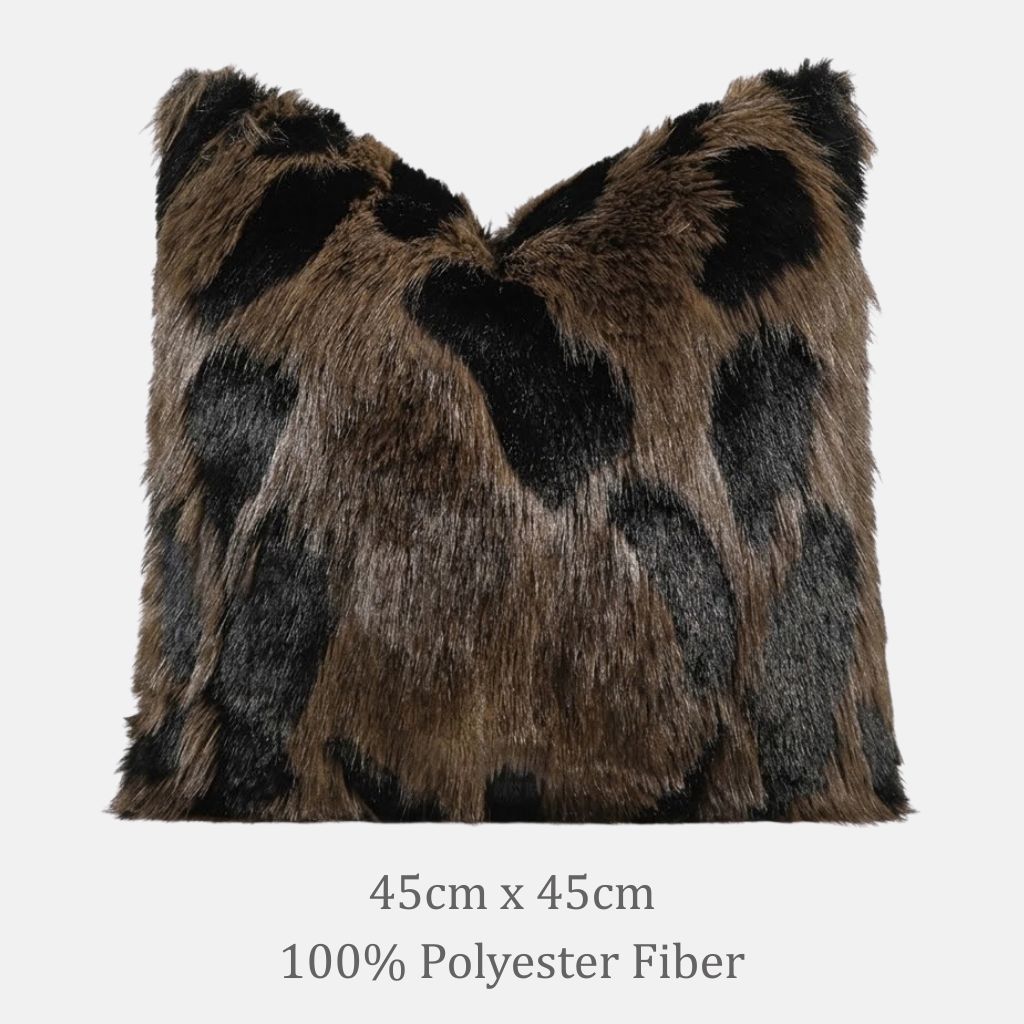 Fauve Leopard Faux Fur Throw Pillow 기본 이미지