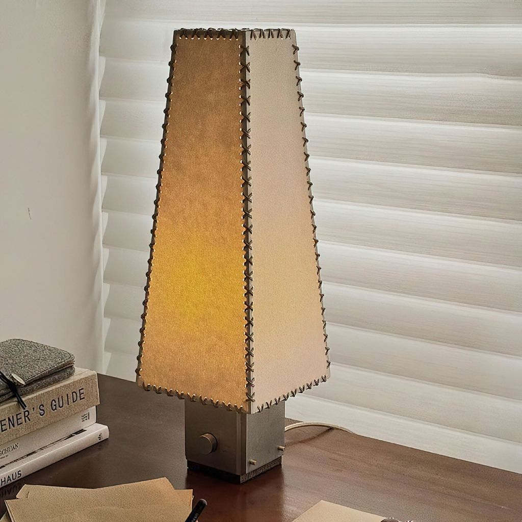Lámpara de mesa Pergamino Códice