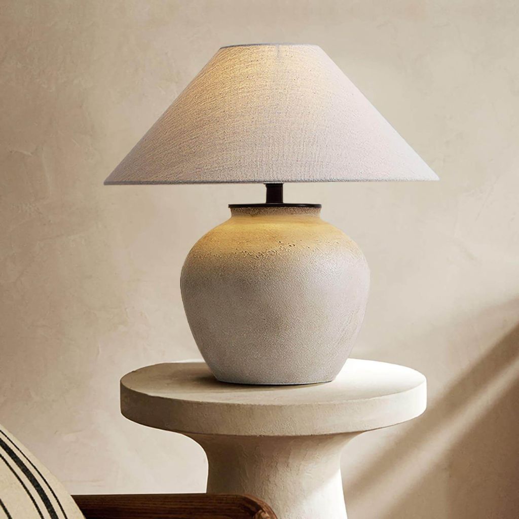 Jinen Handmade Ceramic Table Lamp