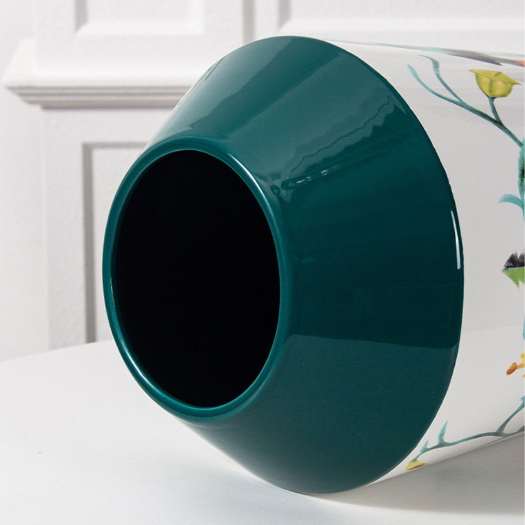 Rêverie Sculptural Ceramic Vase