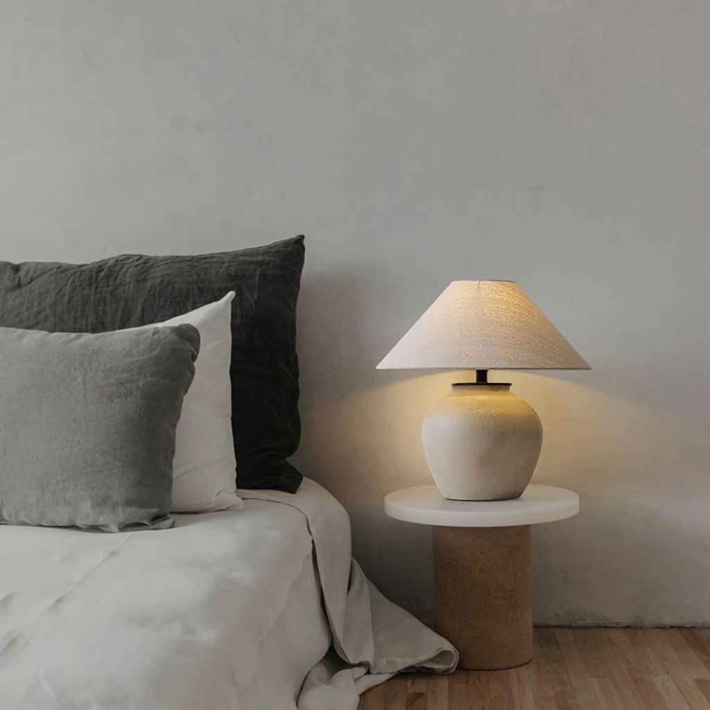 Jinen Handmade Ceramic Table Lamp