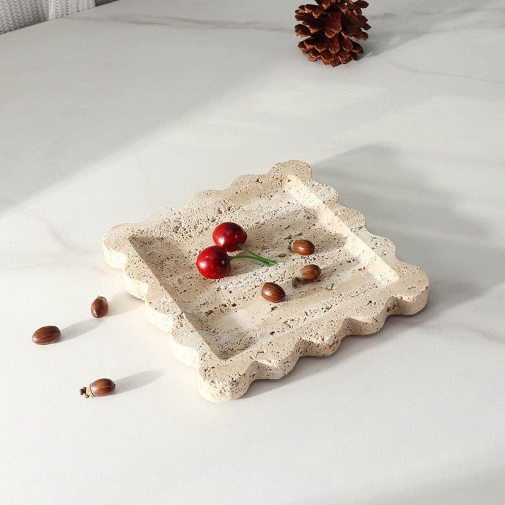 Cádiz Scalloped Travertine Tray