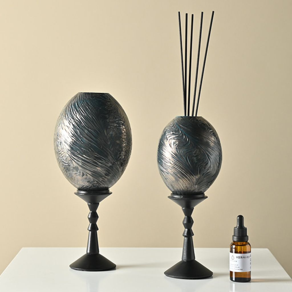 Dorian Handmade Oval Pedestal Glass Diffuser