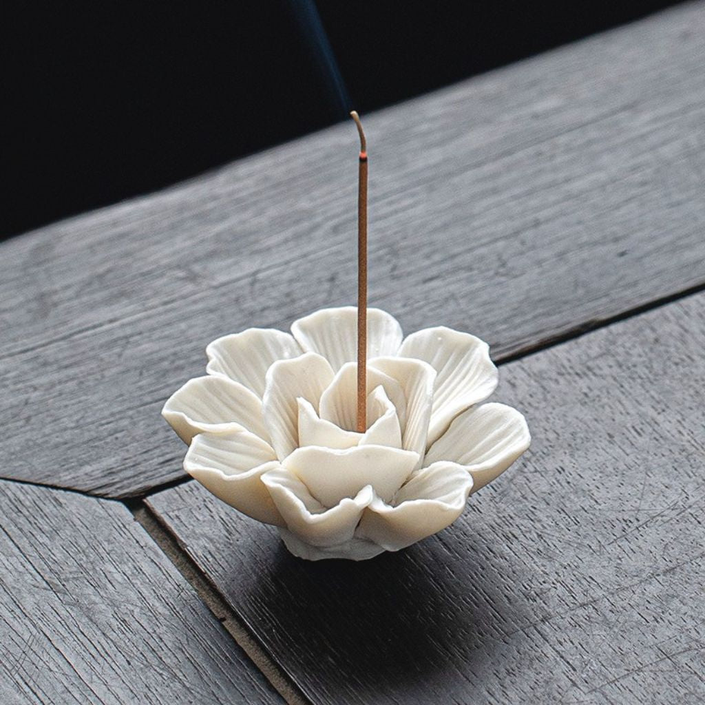 Lian Handmade Petal Ceramic Diffuser
