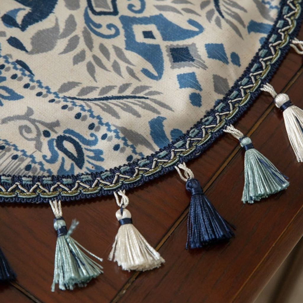 مفرش طاولة طولي منسوج من تافي