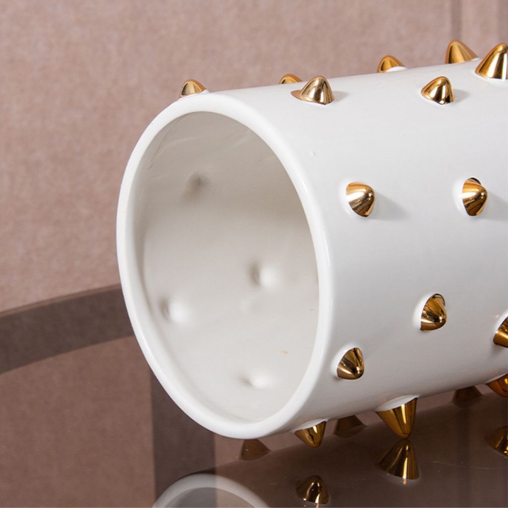 Echin Spike Cylinder Ceramic Vase