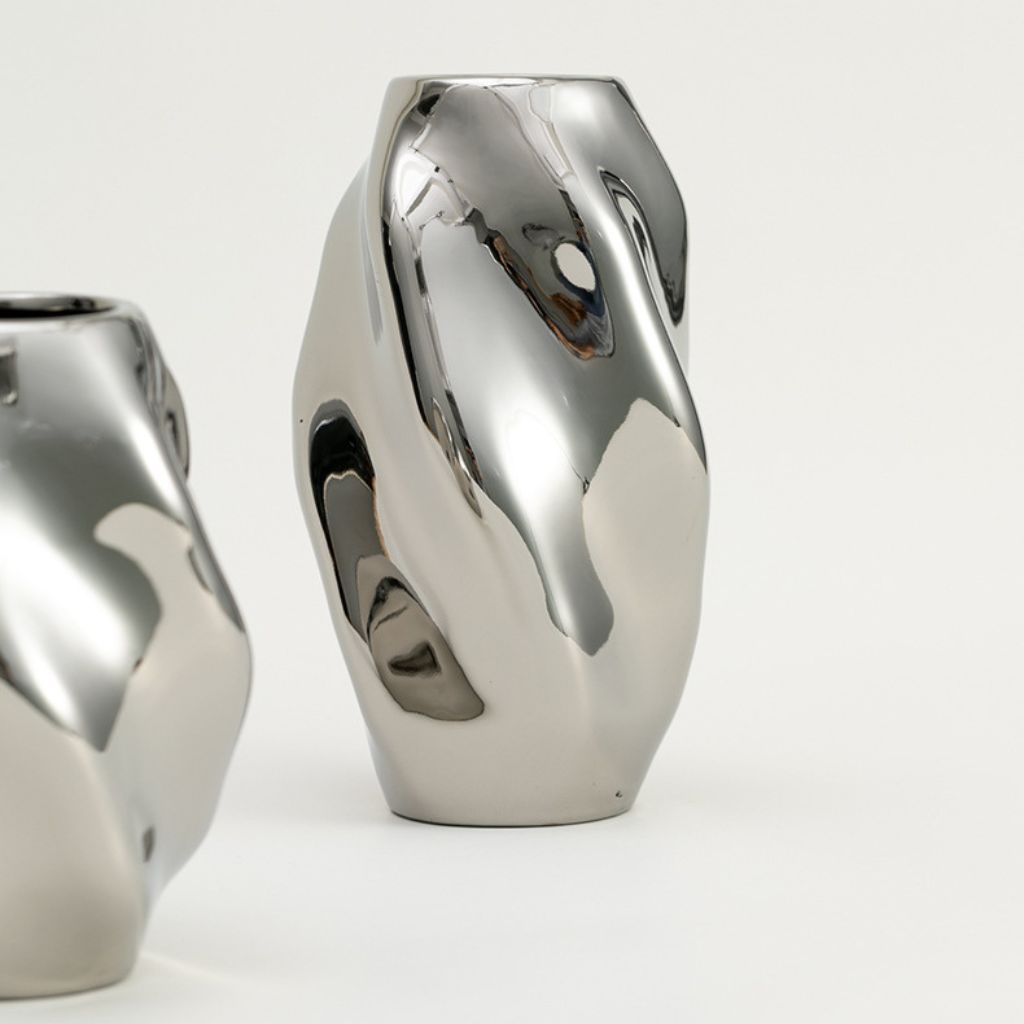Sinuoso Twisted Sculptural Ceramic Vase