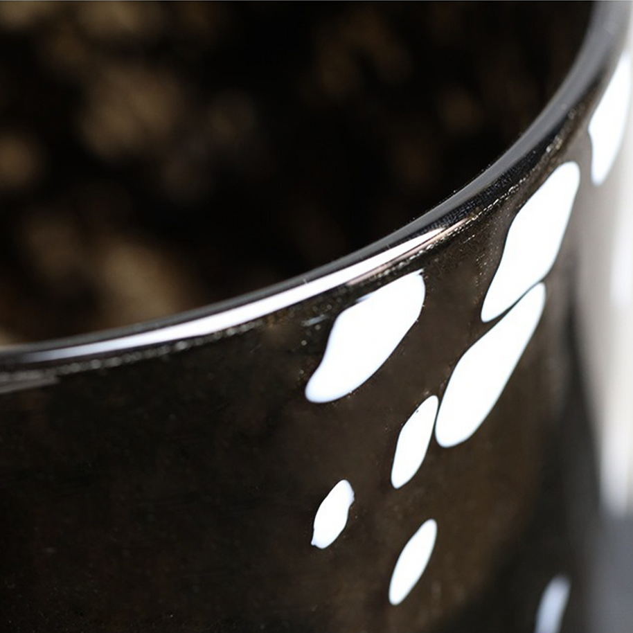 Magellan Vase