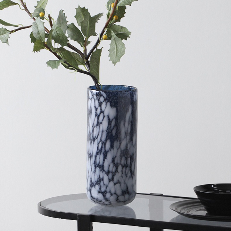 Lapis Vase