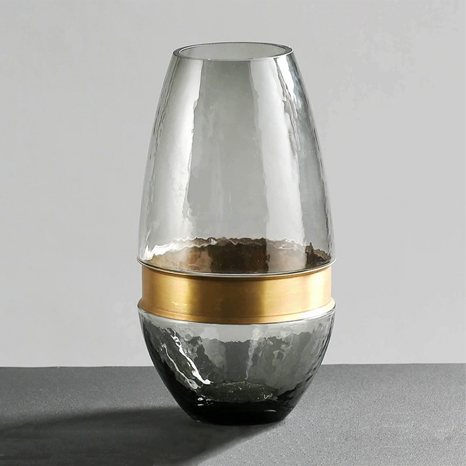 Martele Vase