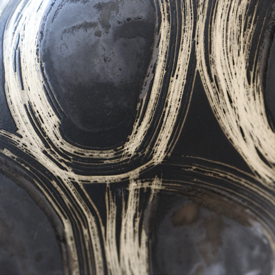 Tsuchi Vase