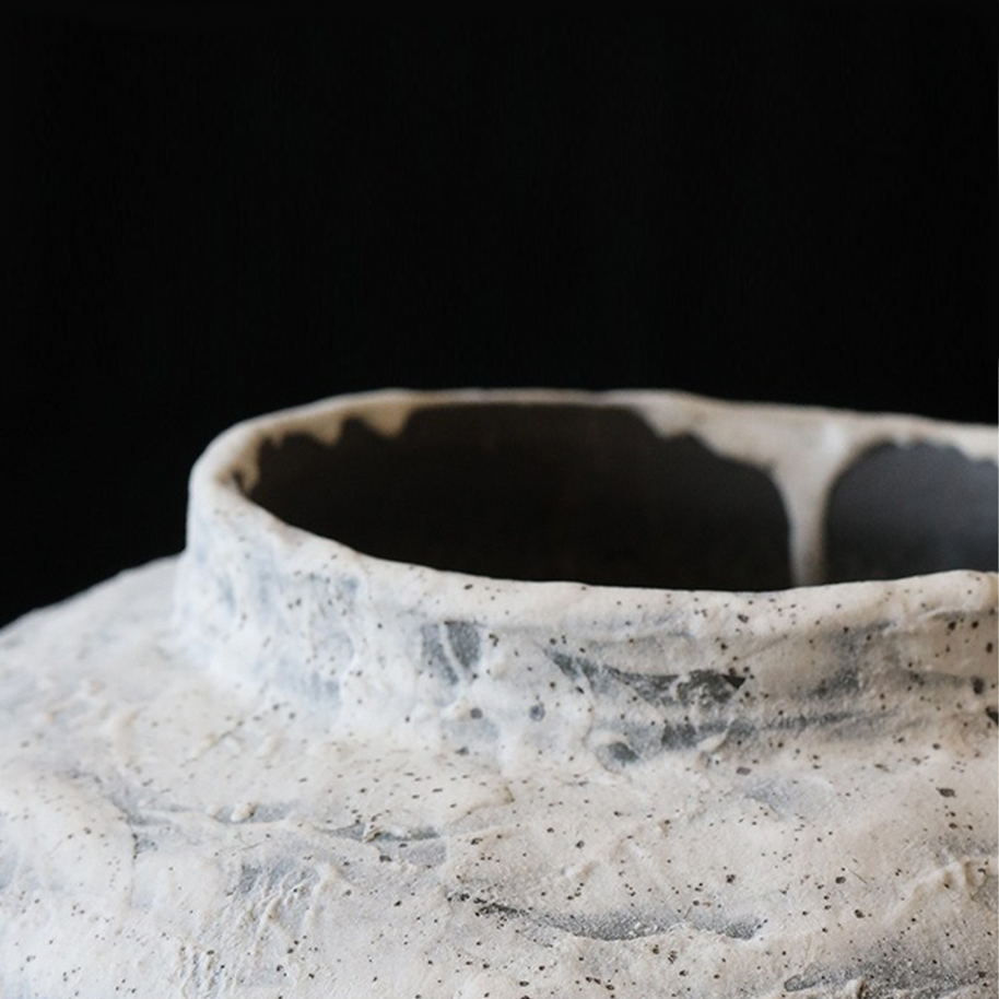 Fueki Vase