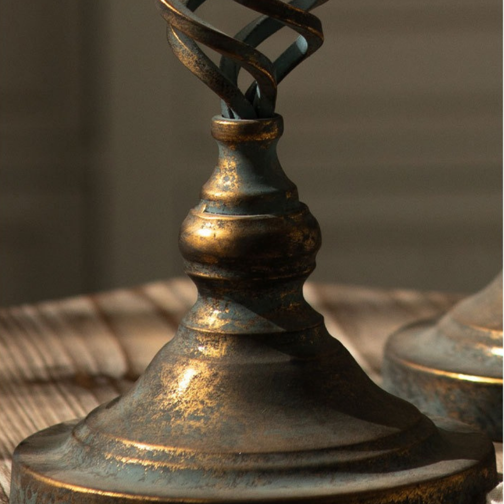 Torsa Spiral Candle Holder