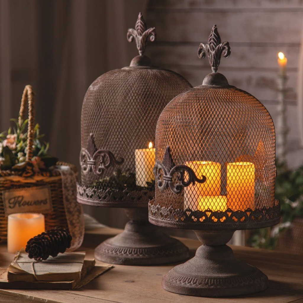 Lysée Vintage Iron Cloche