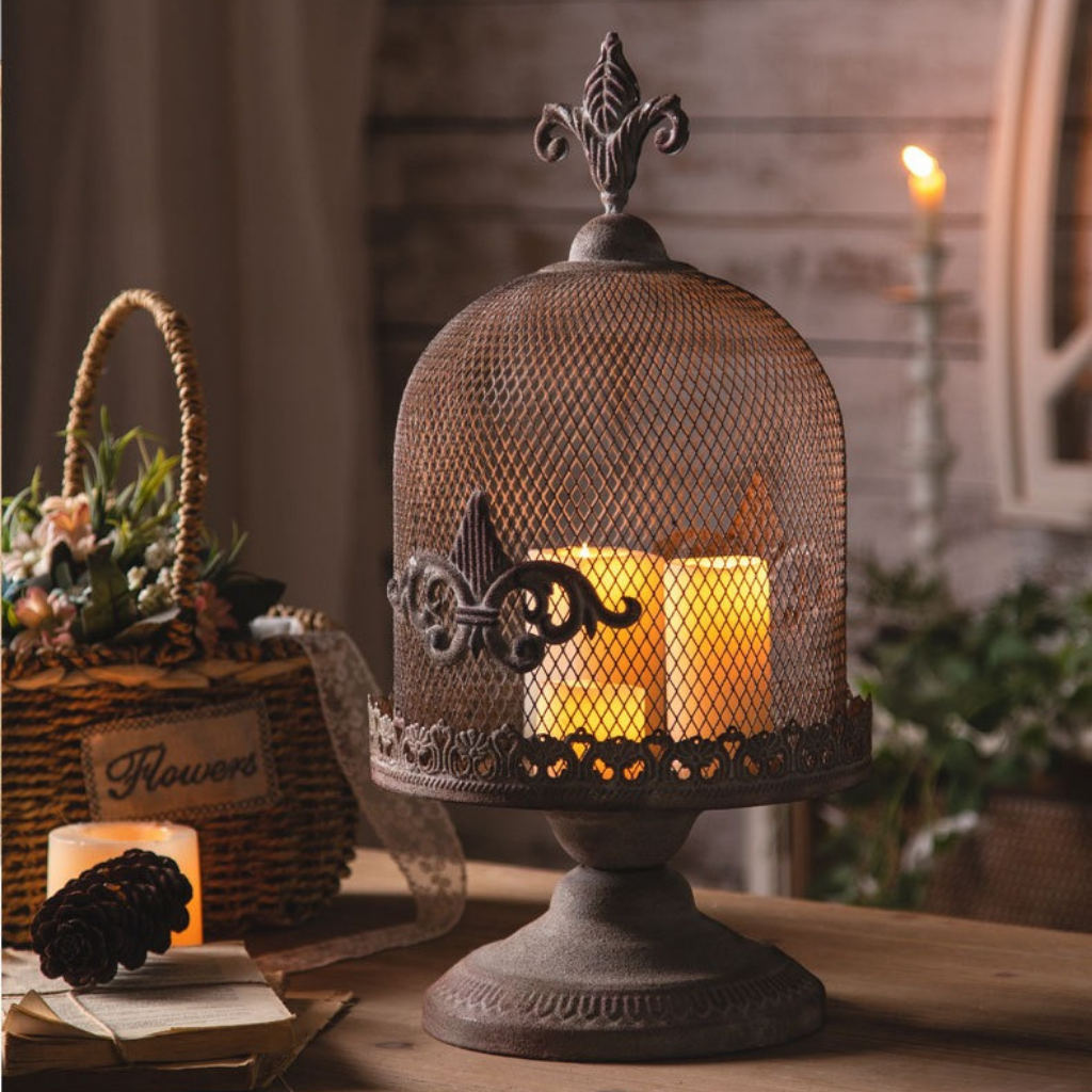 Lysée Vintage Iron Cloche