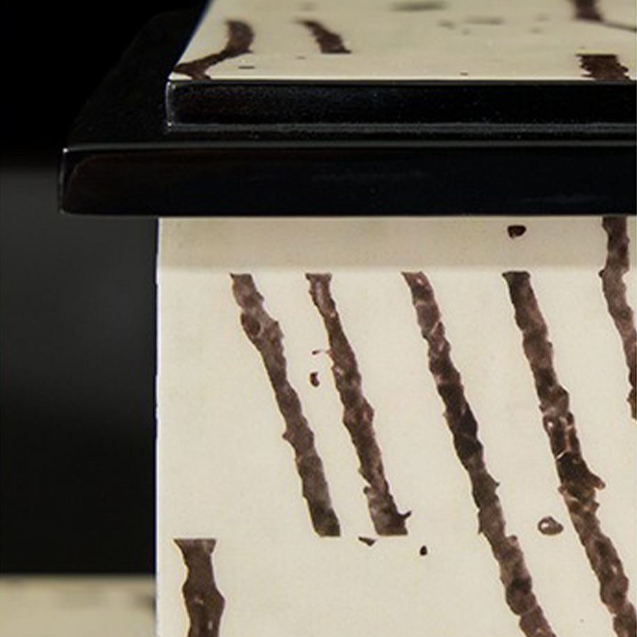 Serif Box