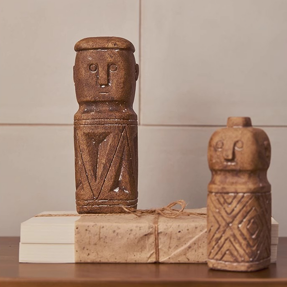 Nura Statues