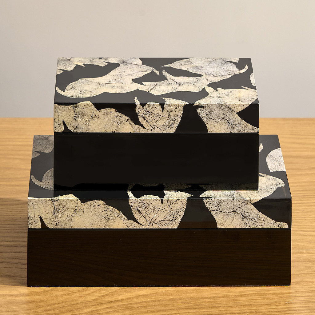 Giverny Lacquered Box Secondary image