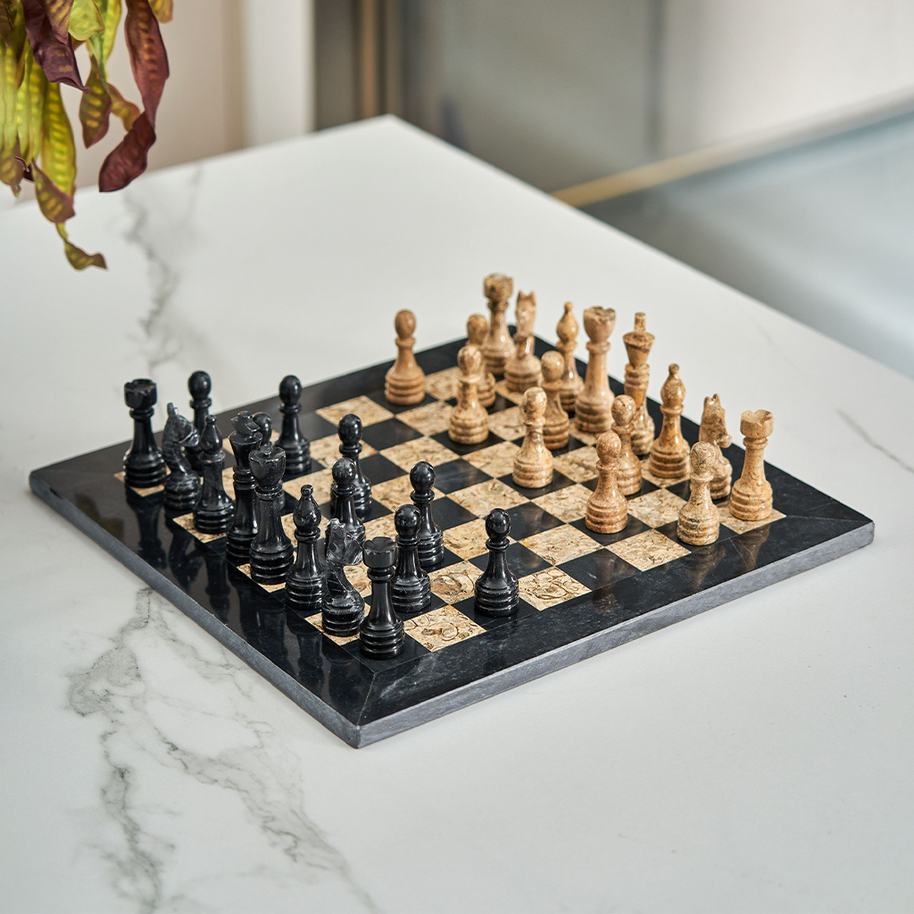 Agora Chess Set