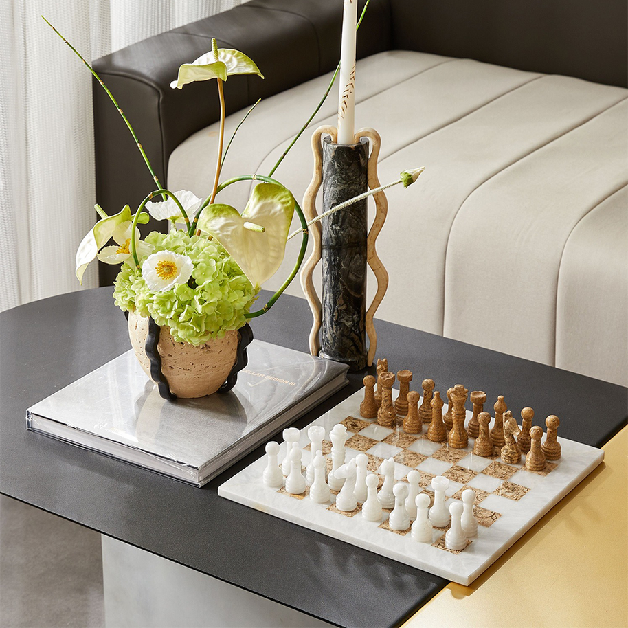 Agora Chess Set