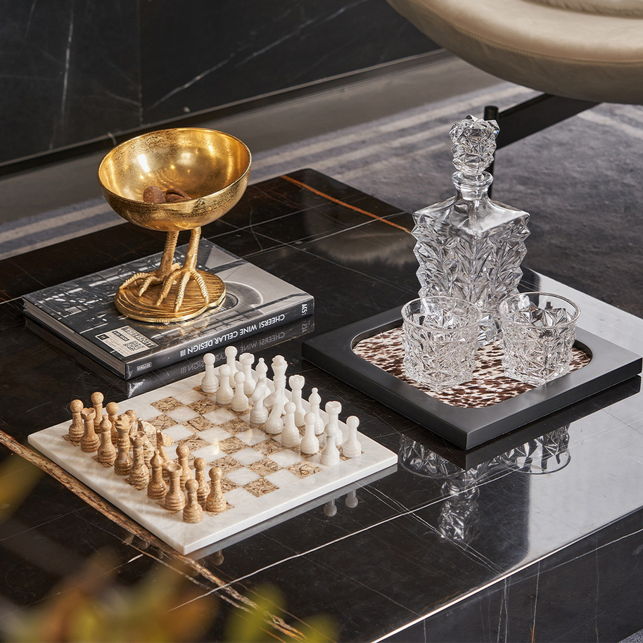 Agora Chess Set