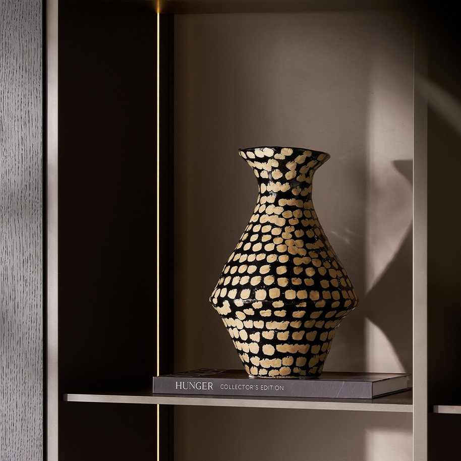 Dalmatia Vase