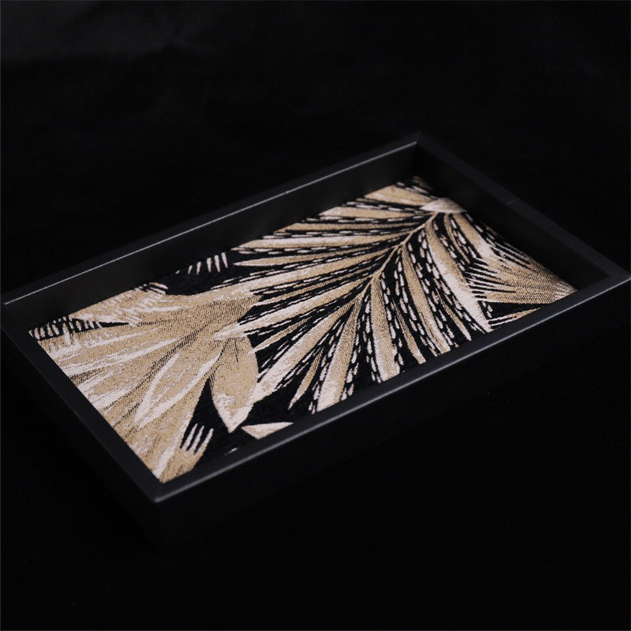 Sylvie Tray