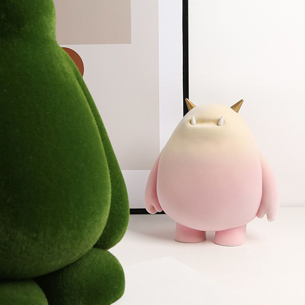 Mo Resin Sculpture Monster