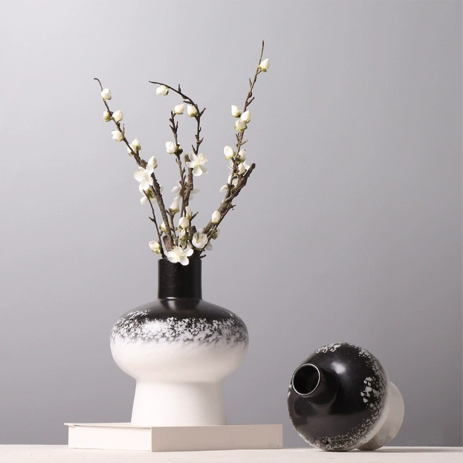 Penumbra Vase