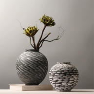 Kohiki Vase