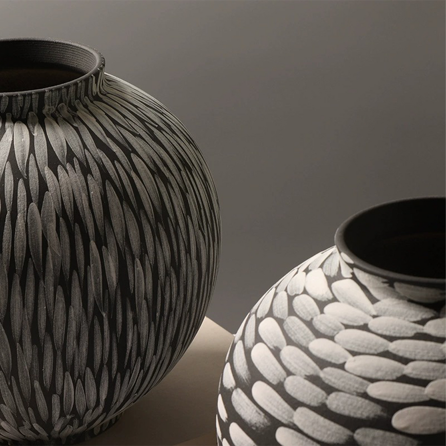 Kohiki Vase