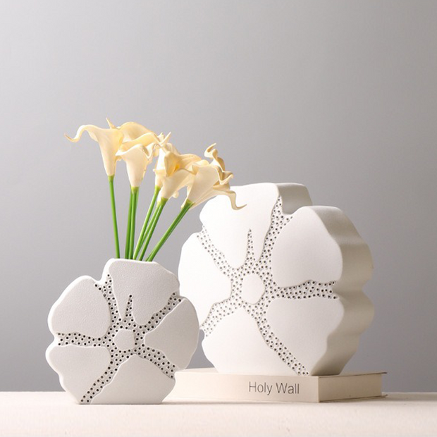 Sepal Vase