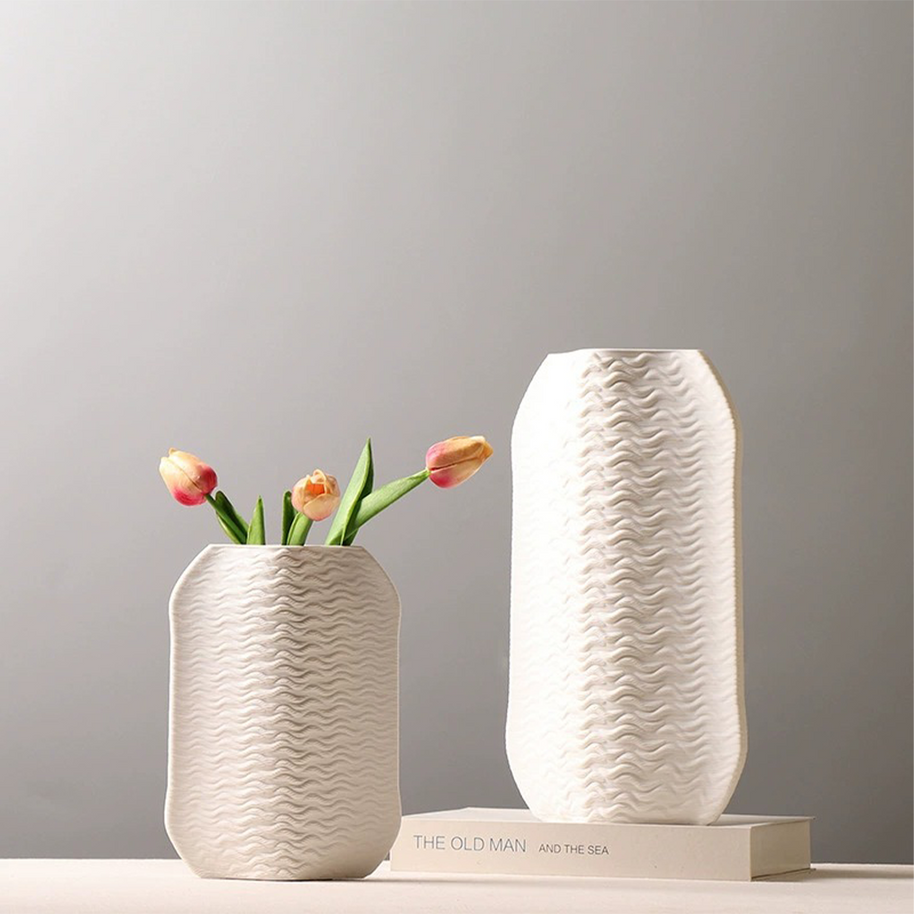 Barchan Vase