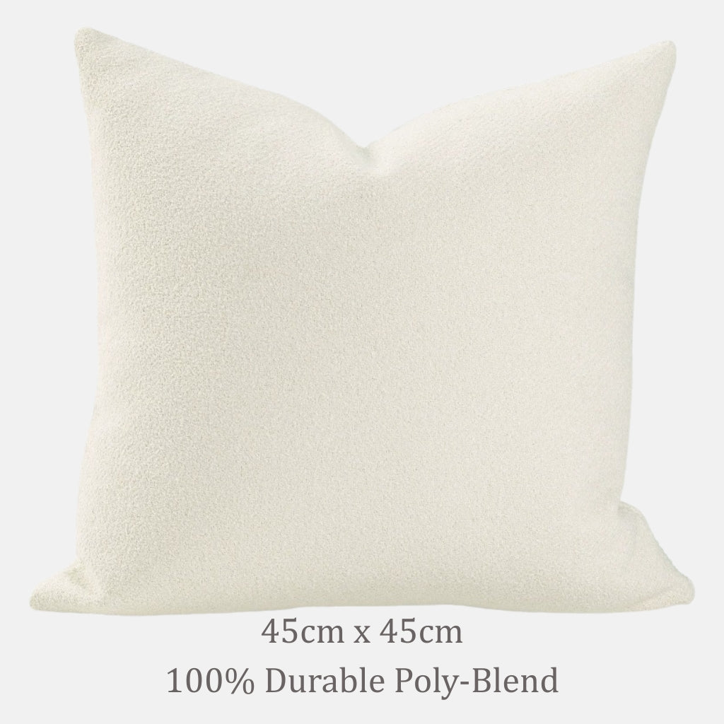 Senna Bouclé Throw Pillow الصورة الرئيسية