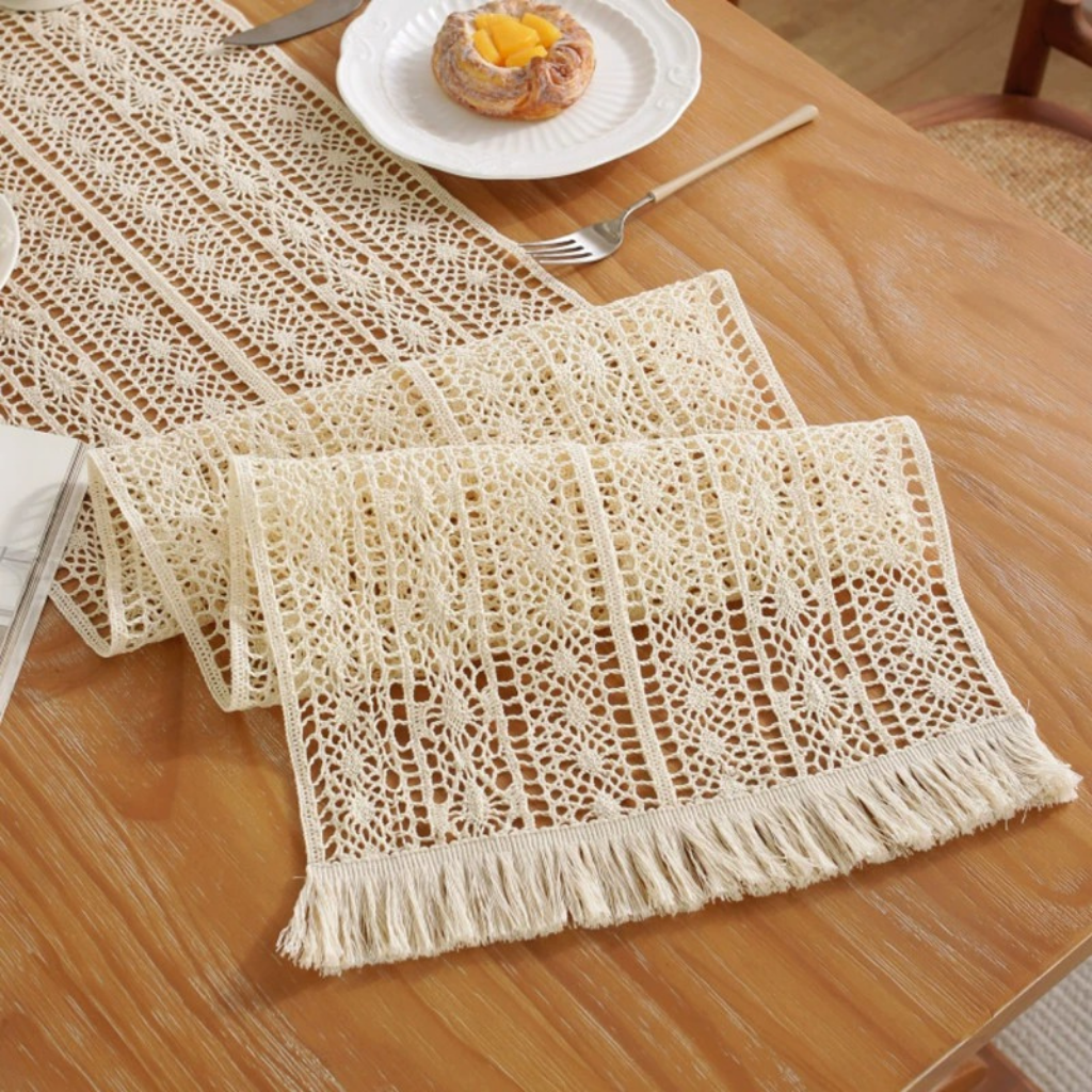 Tavi Woven Table Runner صورة ثانوية