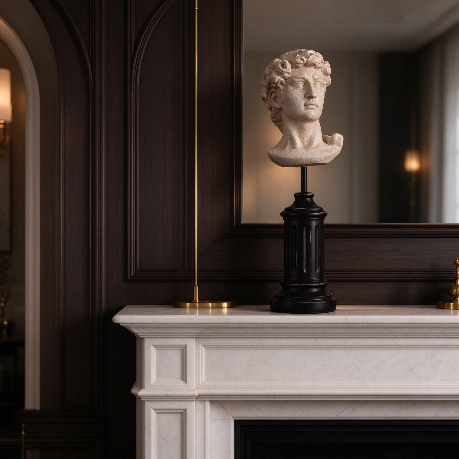 David Portrait Pillar Sculpture 보조 이미지