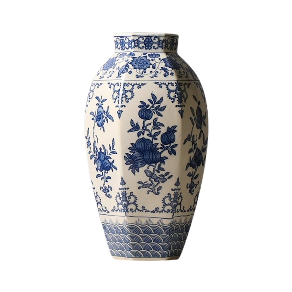 Sanduo Classic Porcelain Vase