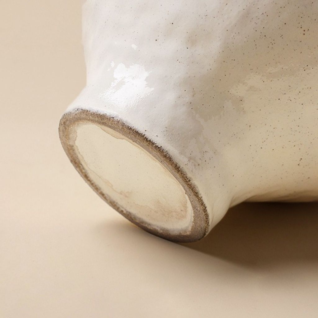 Shizumi Teardrop Urn Vase