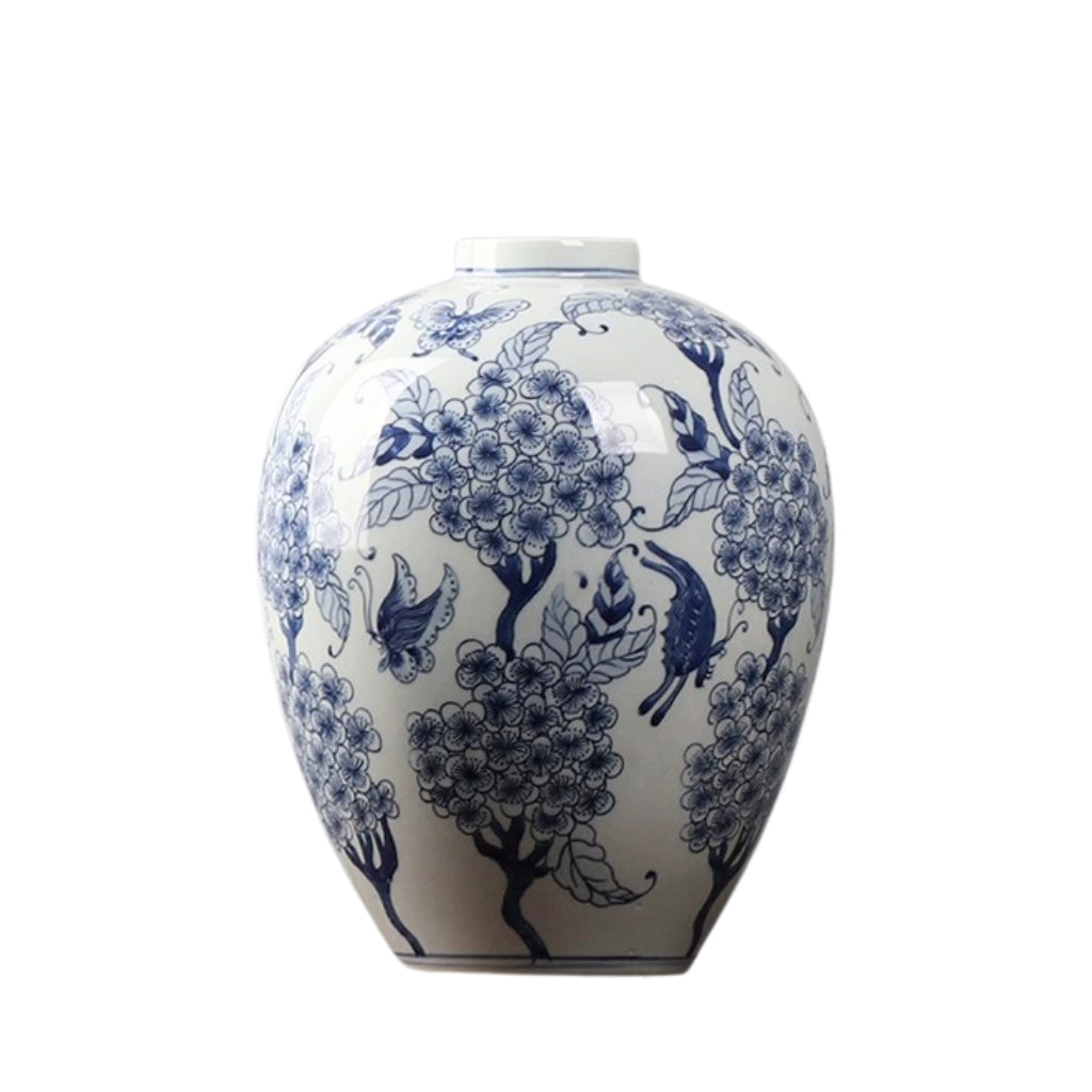 Qinghua Classic Porcelain Vase