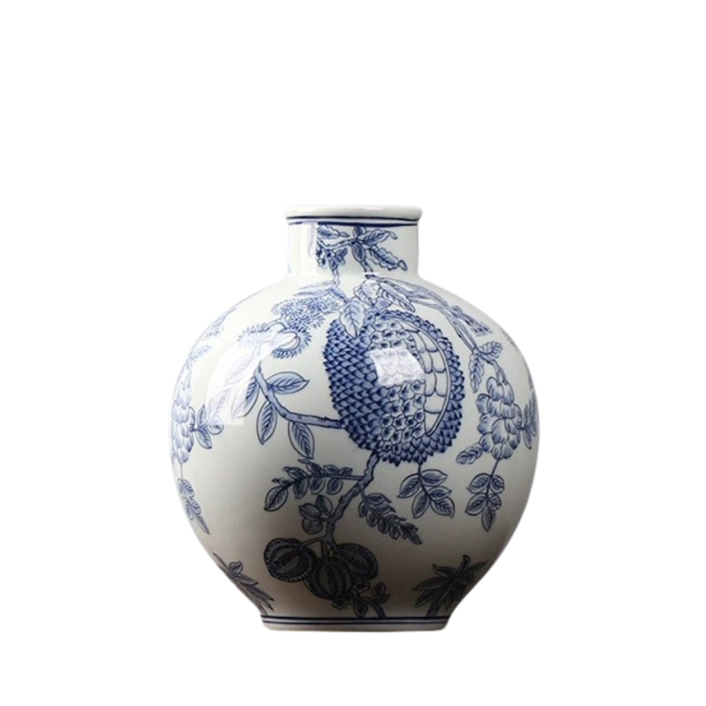 Qinghua Classic Porcelain Vase