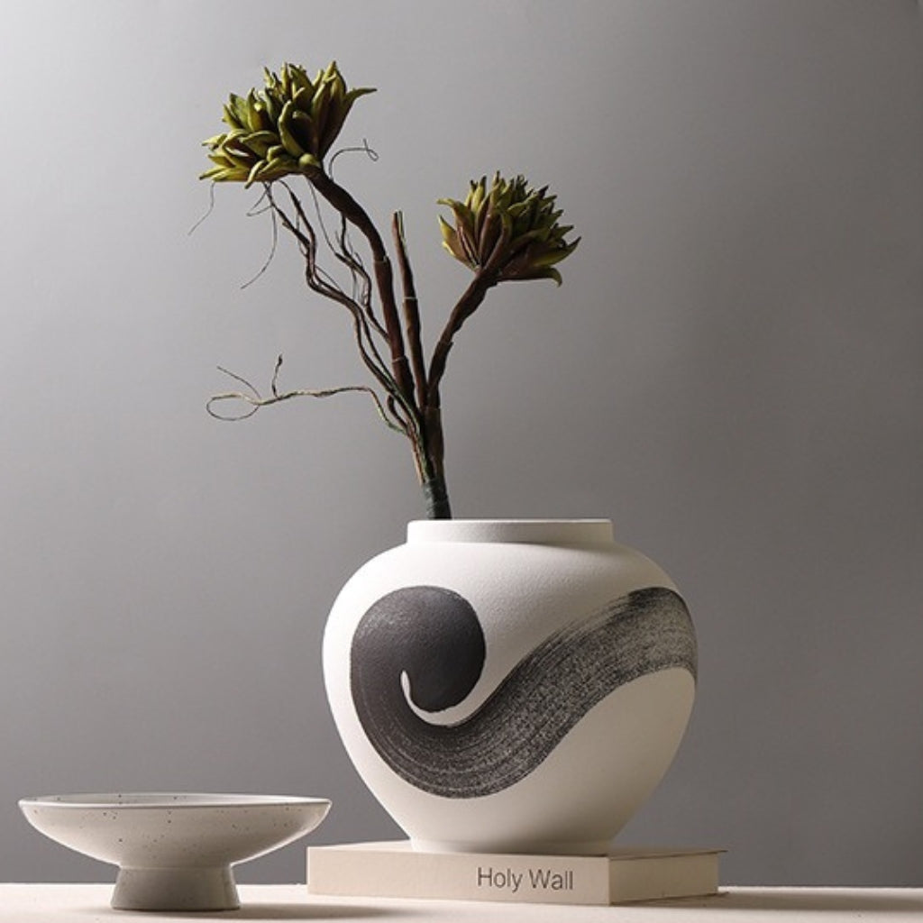 Ensō Hand-Painted Ceramic Urn Vase Secondary image
