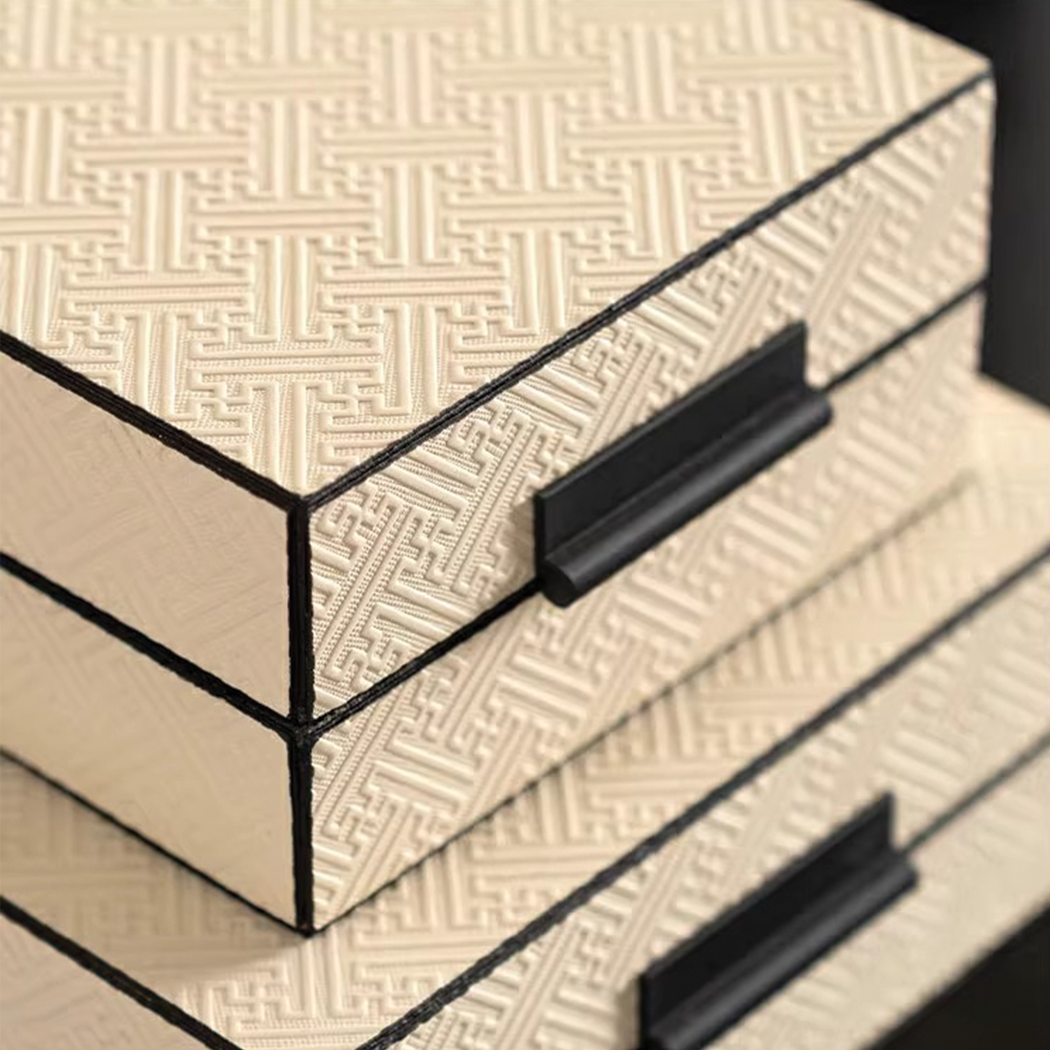 Hampton Vegan Leather Box