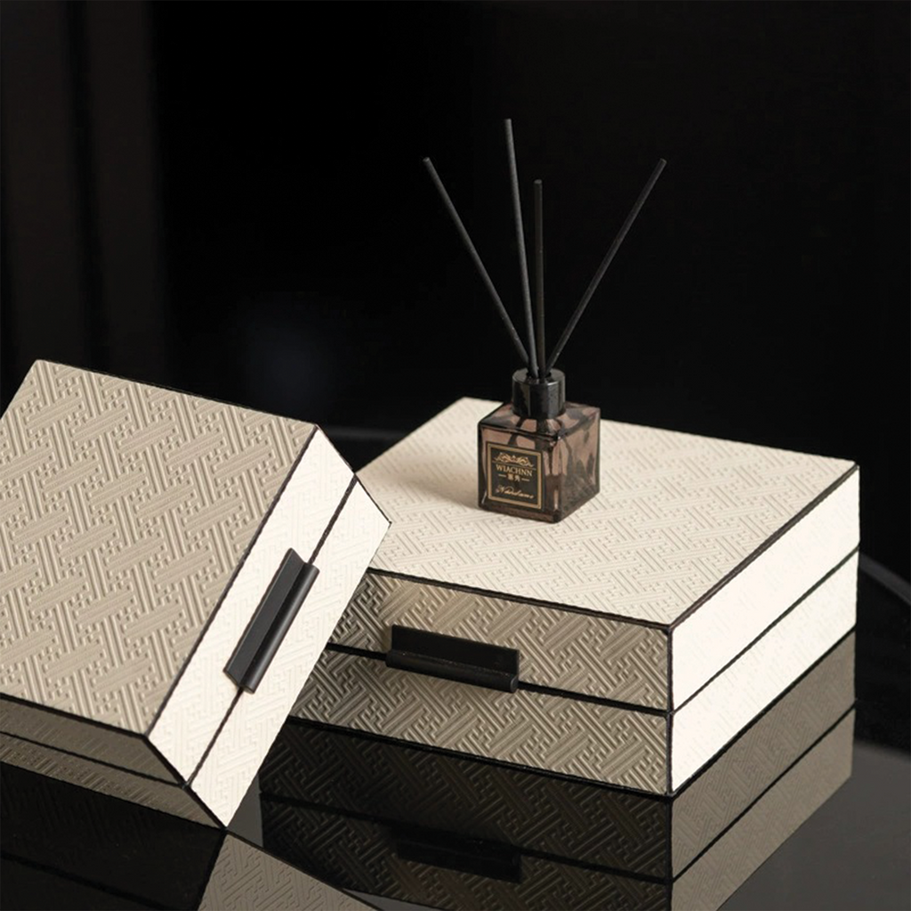 Hampton Vegan Leather Box