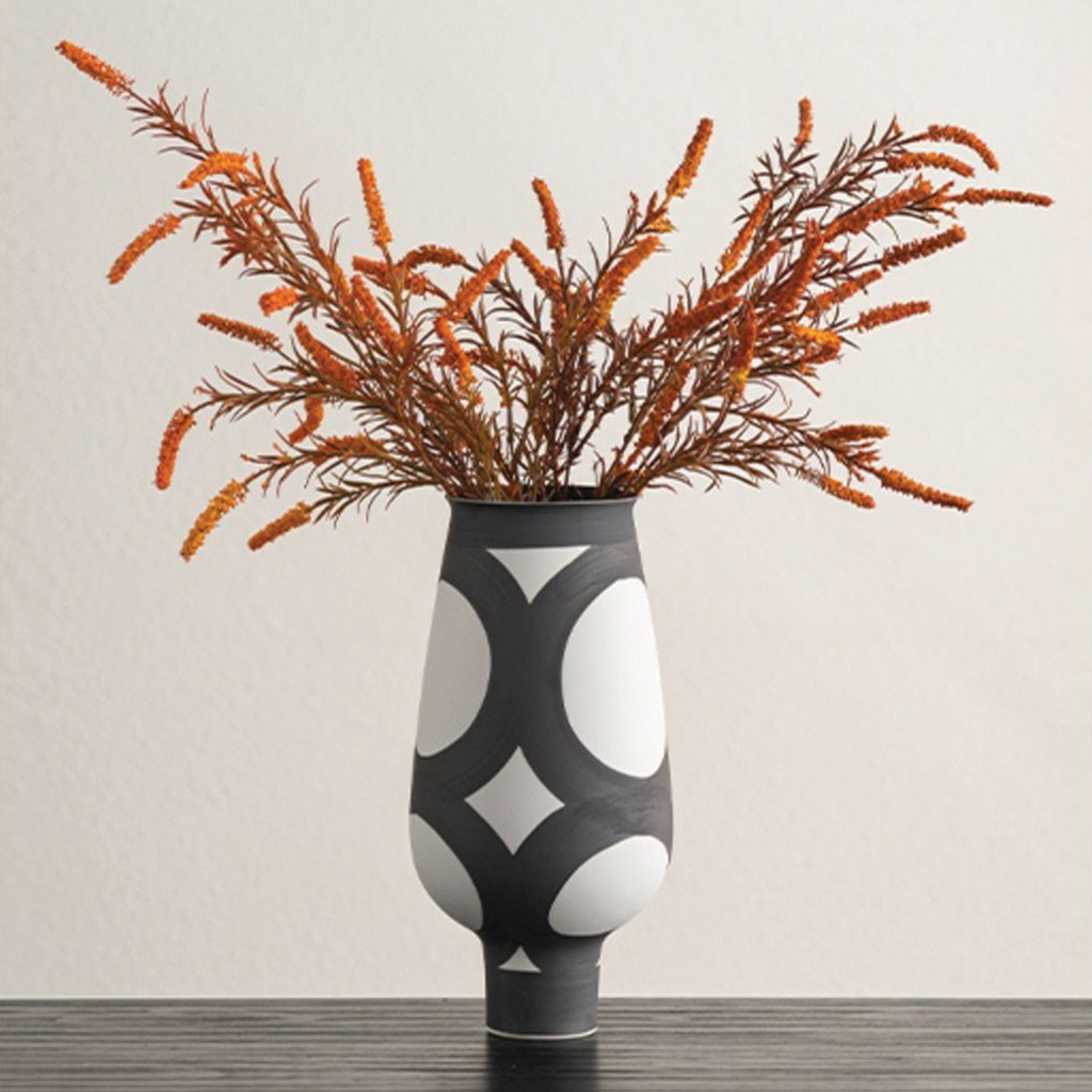 Modulo Hand-painted Ceramic Vase