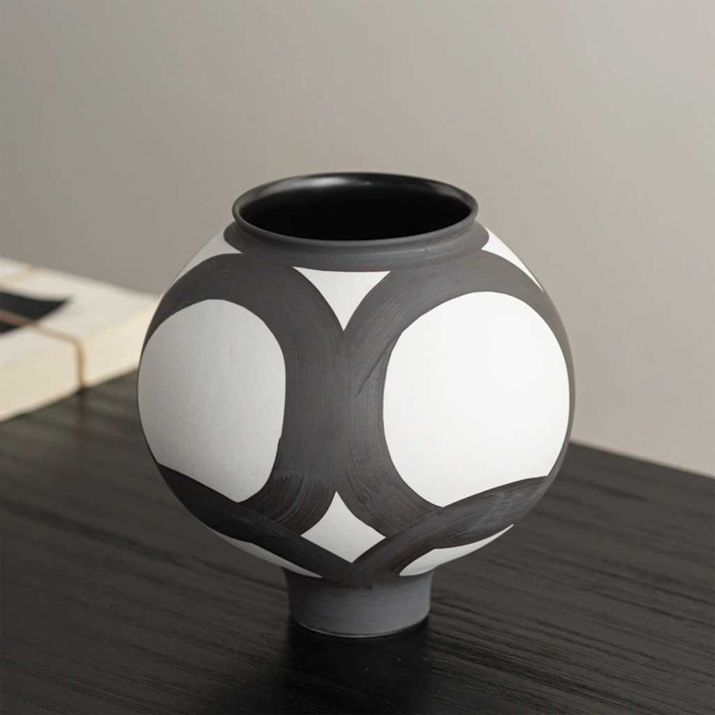 Modulo Hand-painted Ceramic Vase