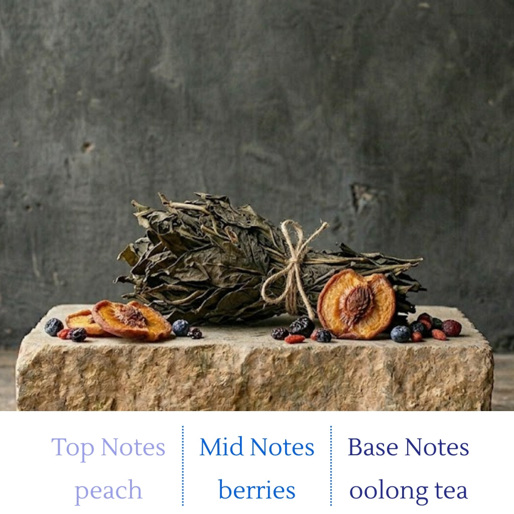 White Peach Oolong Handmade Scented Candle